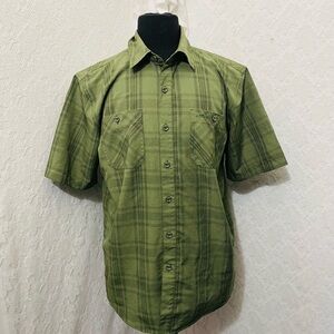 Orvis Green Plaid Casual Button Down Shirt